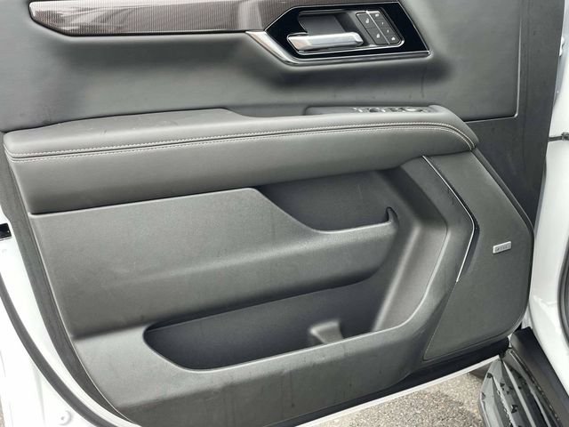 Used 2026 Summit White GMC Elevation image 8