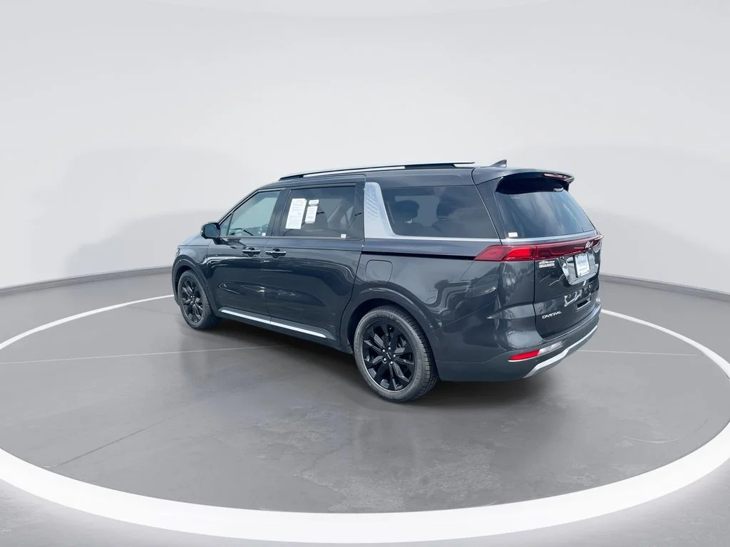 Used 2023 Gray Kia SX Prestige image 4