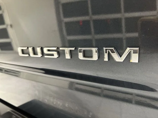 Used 2019 Gray Chevrolet Custom image 25
