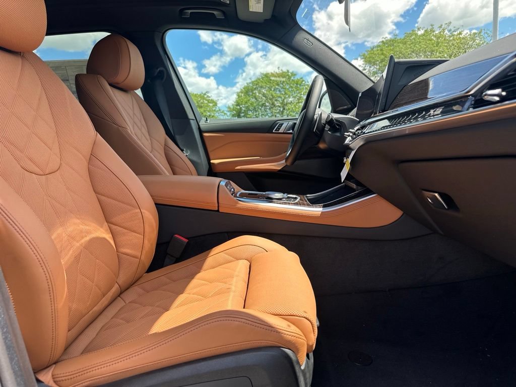 New 2026 Skyscraper Grey Metallic BMW xDrive40i image 24
