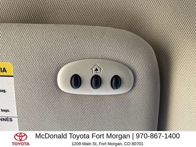 Used 2022 Black Ford SEL image 28