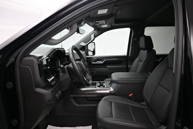 Used 2025 Black Chevrolet LTZ image 10