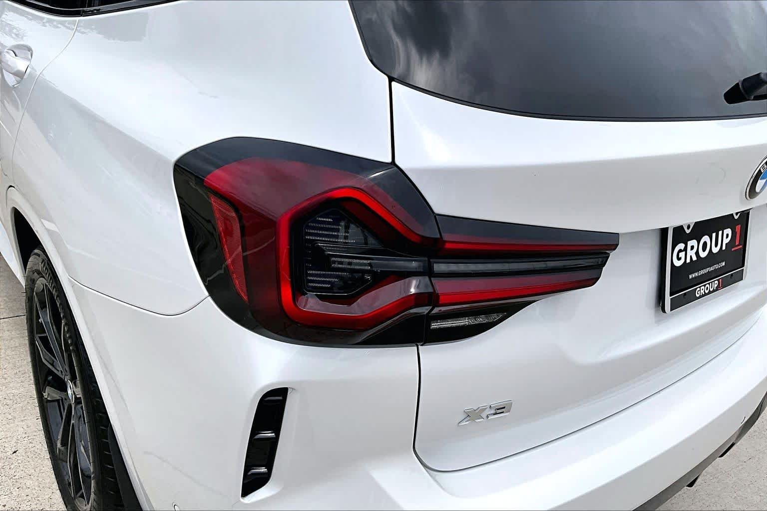 Used 2024 Mineral White Metallic BMW M40i image 28