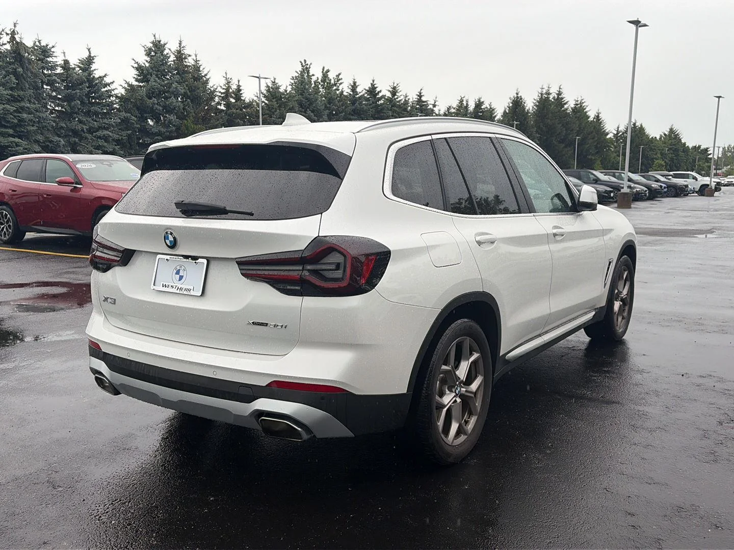 Used 2022 Mineral White Metallic BMW xDrive30i image 3