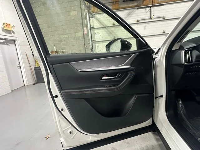 2026 Mazda CX-90 Premium Package - Photo 10