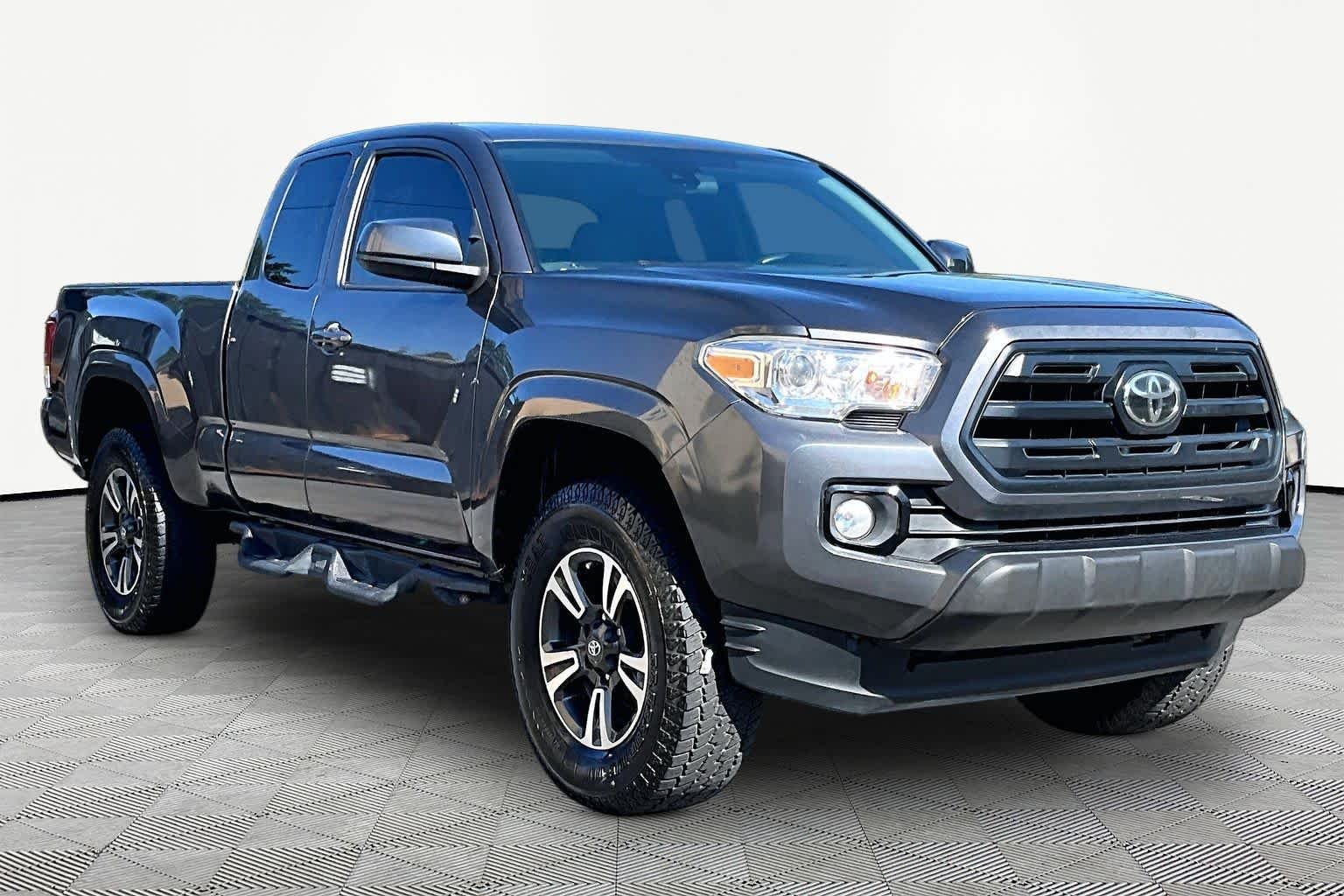 Used 2019 Magnetic Gray Metallic Toyota SR image 3