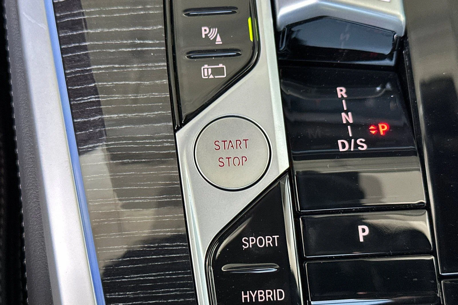New 2026 Brooklyn Grey Metallic BMW xDrive50e image 20