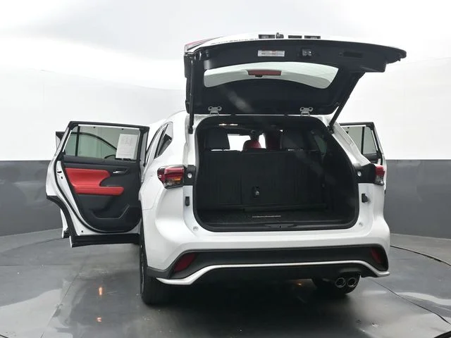 2023 Toyota Highlander XSE - Photo 38