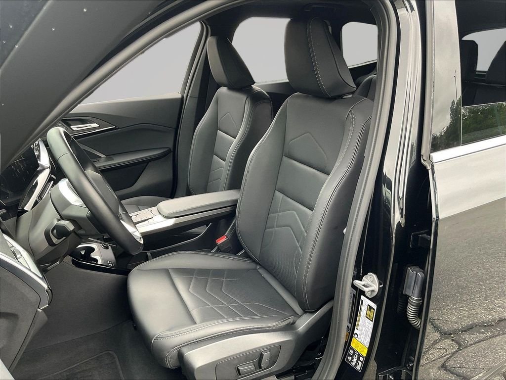 Used 2023 Black BMW xDrive28i image 23