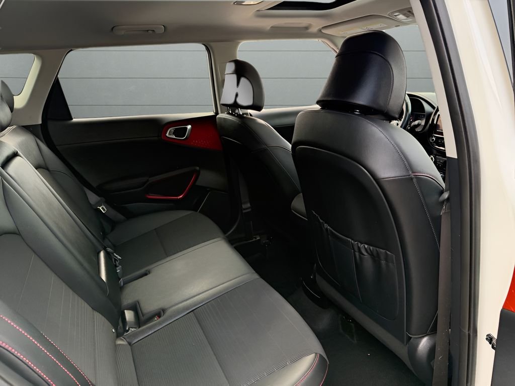 2022 Kia Soul Turbo - Photo 28