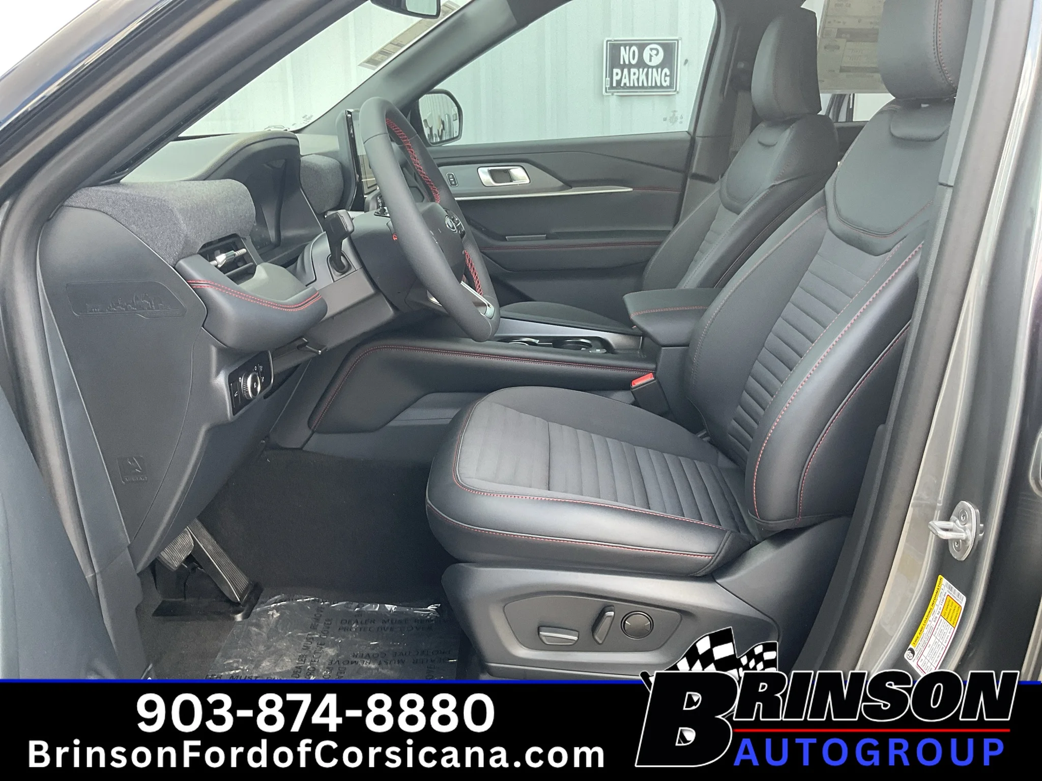 New 2027 Carbonized Gray Metallic Ford ST-Line image 11