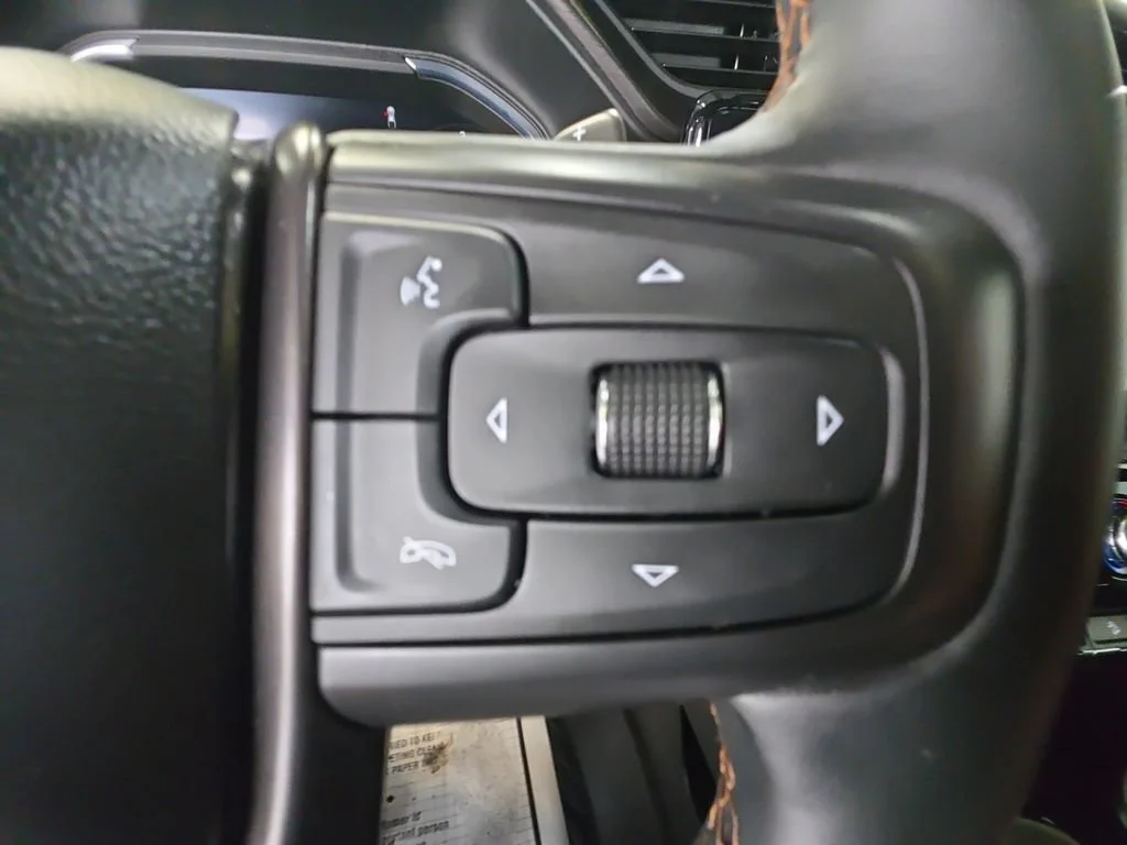 Certified Used 2025 Thunderstorm Gray GMC AT4 image 19