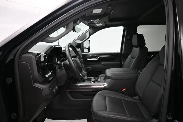 Used 2025 Black Chevrolet LTZ image 10