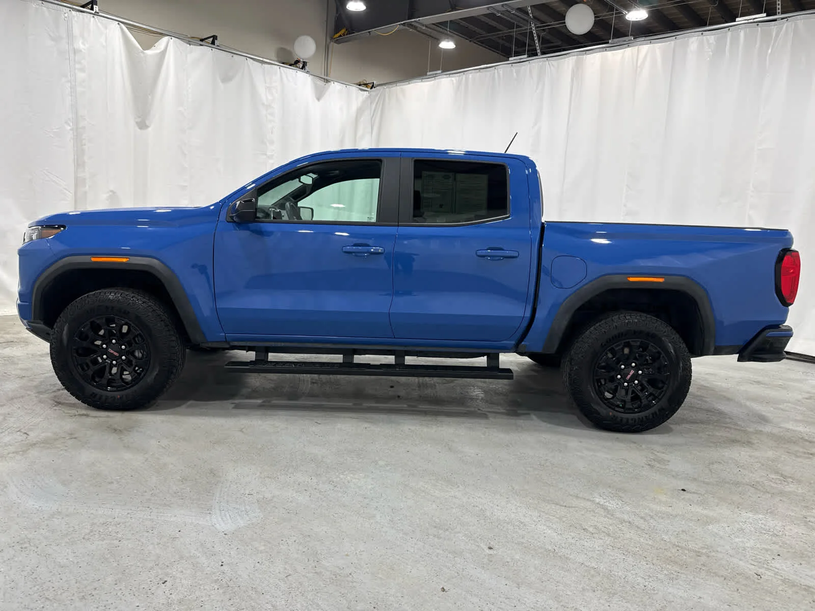 Certified Used 2026 Rapids Metallic GMC Elevation image 2