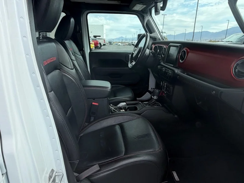 Used 2019 Bright White Clea Jeep Rubicon image 20