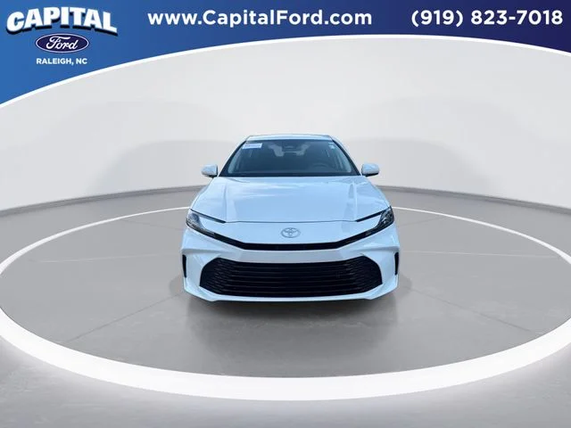 Used 2025 White Toyota LE image 3