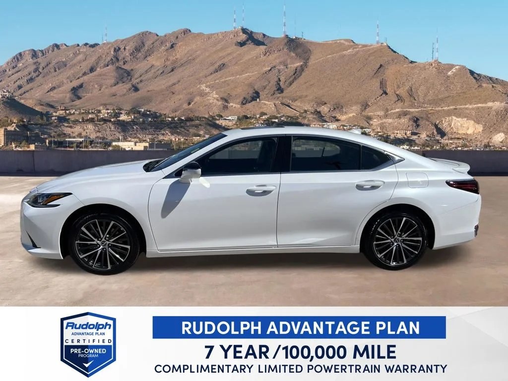 Used 2025 White Lexus 300h image 3