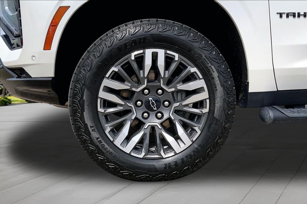 Used 2025 Beige Chevrolet Z71 image 34
