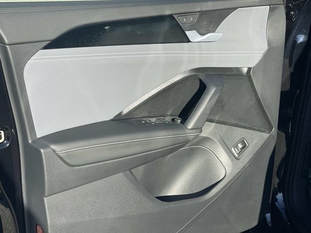2026 Volkswagen Tiguan SE R-LINE BLACK - Photo 19