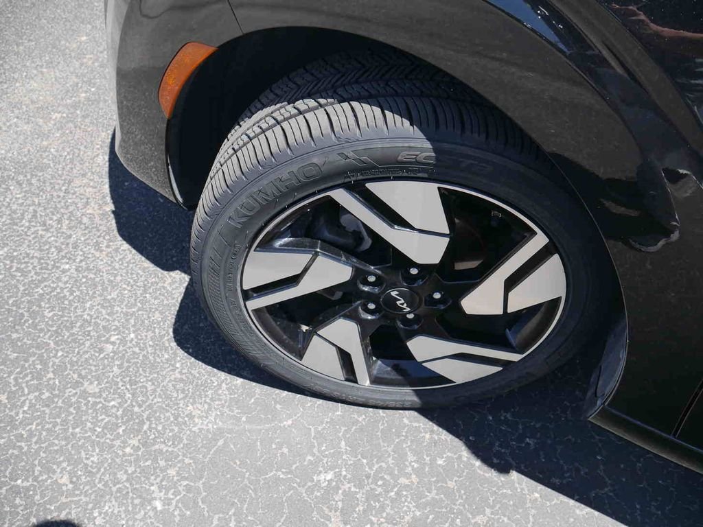 Used 2024 Black Kia GT-Line image 11