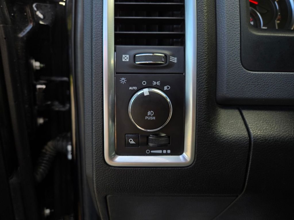 Used 2019 Black Ram Big Horn image 15