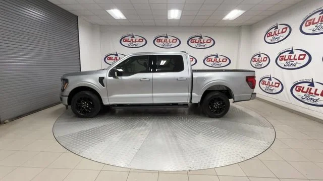 New 2026 Iconic Silver Metallic Ford XLT image 8