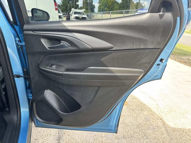 Used 2025 Blue Chevrolet LT image 19