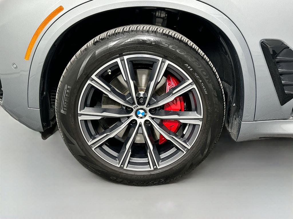 Used 2024 Skyscraper Grey Metallic BMW xDrive40i image 33