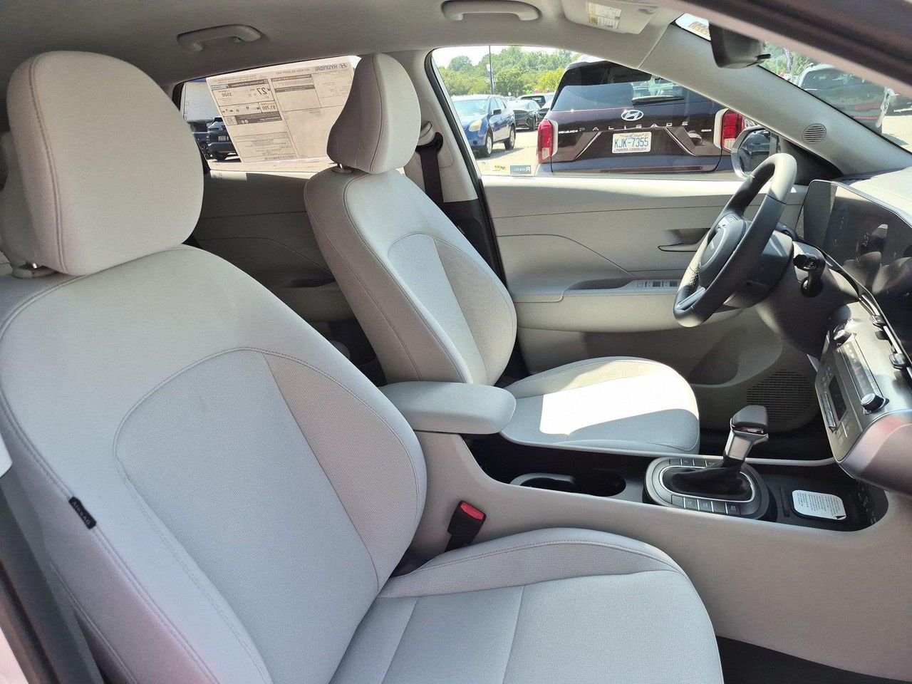 New 2027 Atlas White Hyundai SEL Sport AWD image 35