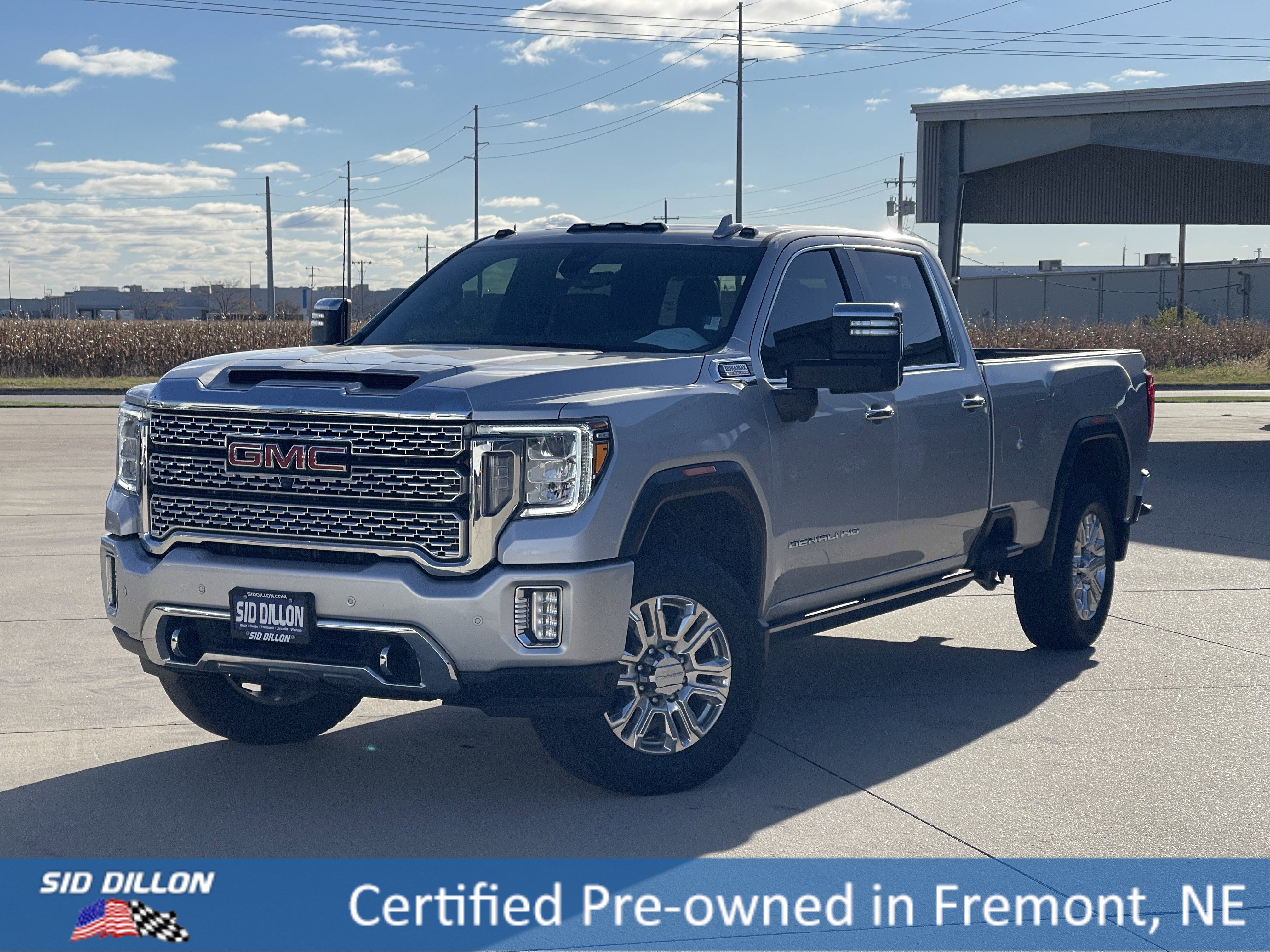 2022 GMC Sierra 4WD Crew Cab Standard Box Denali's photo