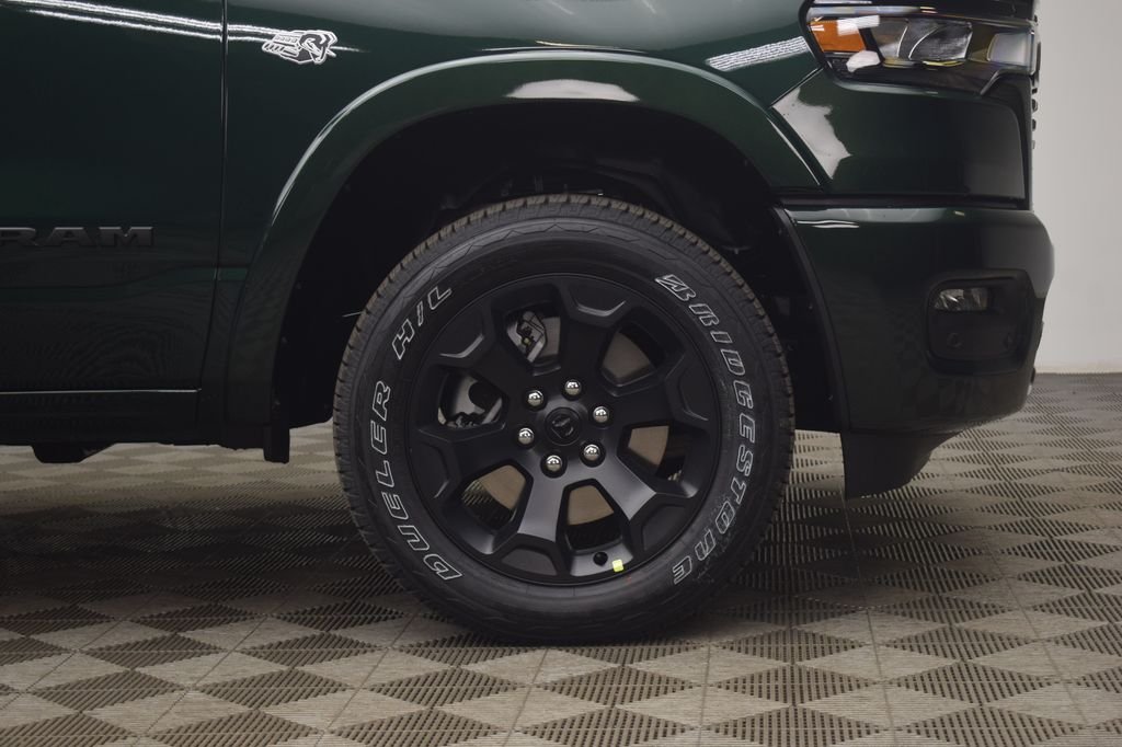 New 2026 Serrano-Green Metallic Exterior Paint RAM Big Horn/Lone Star image 6