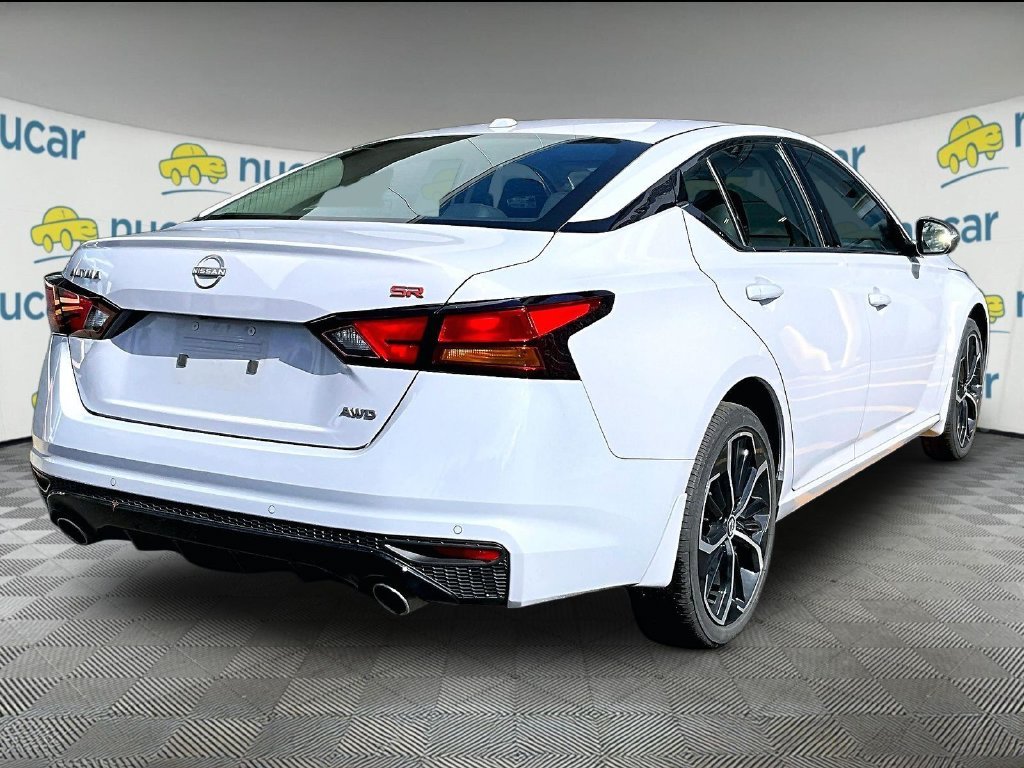 Used 2024 Gray Nissan 2.5 SR image 7