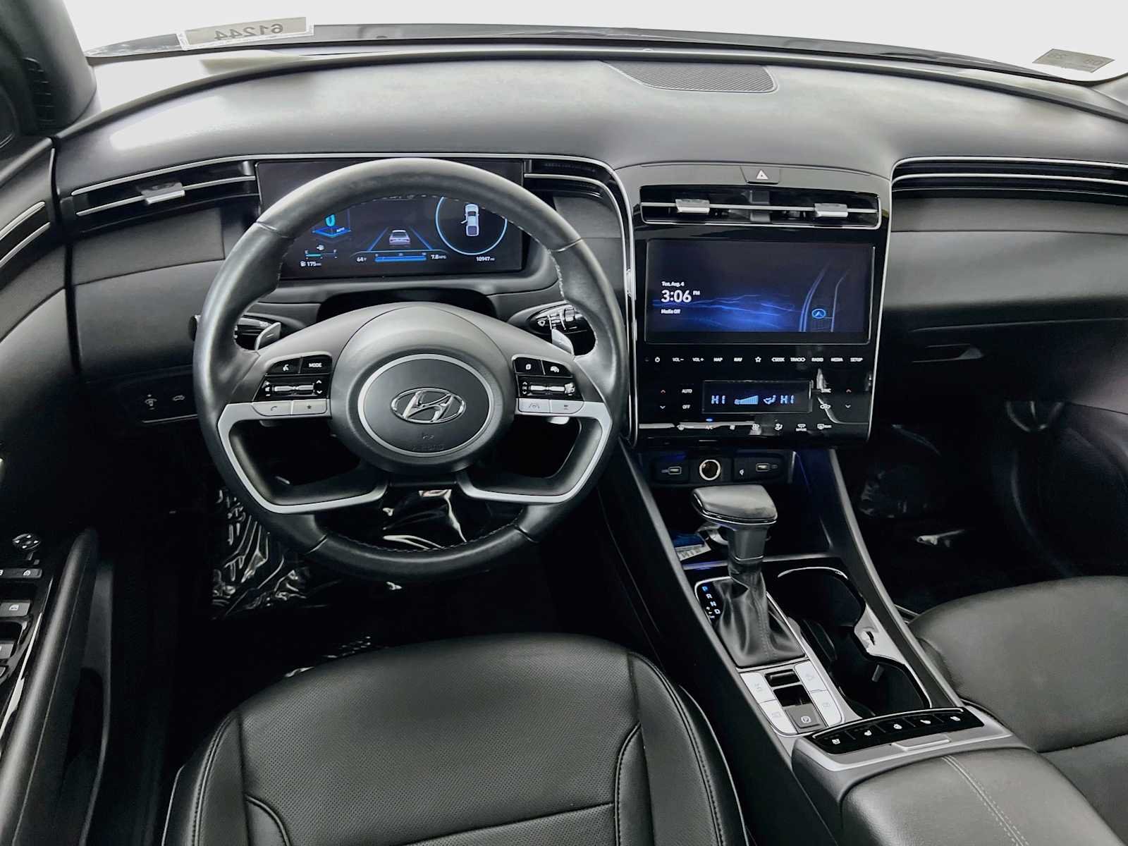 Used 2024 Atlas White Hyundai Limited image 24