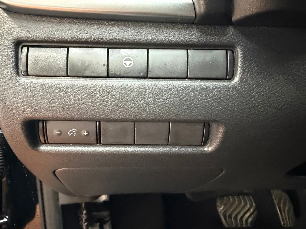 Used 2021 Super Black Nissan SV image 19
