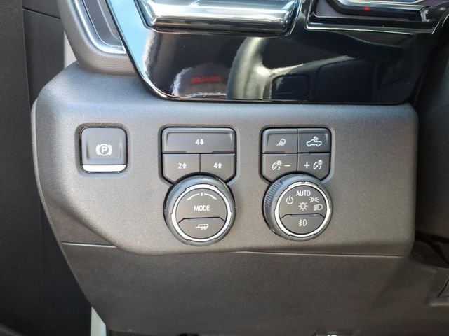 Used 2024 White Chevrolet LT image 21