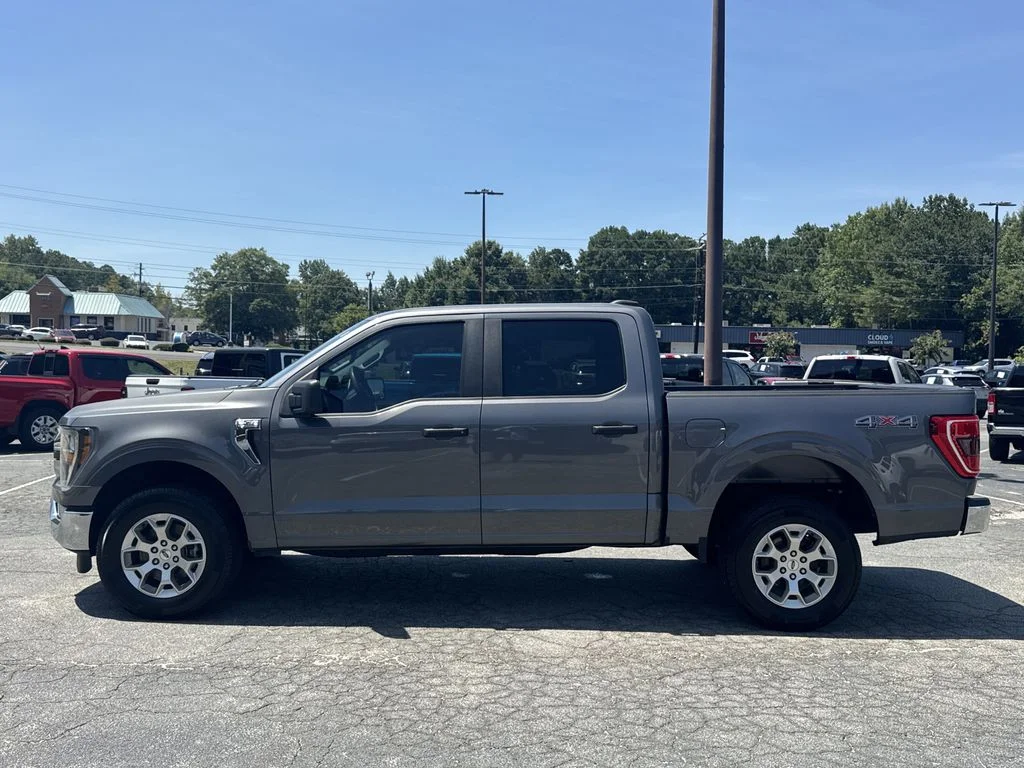 Used 2023 Gray Ford XLT image 4