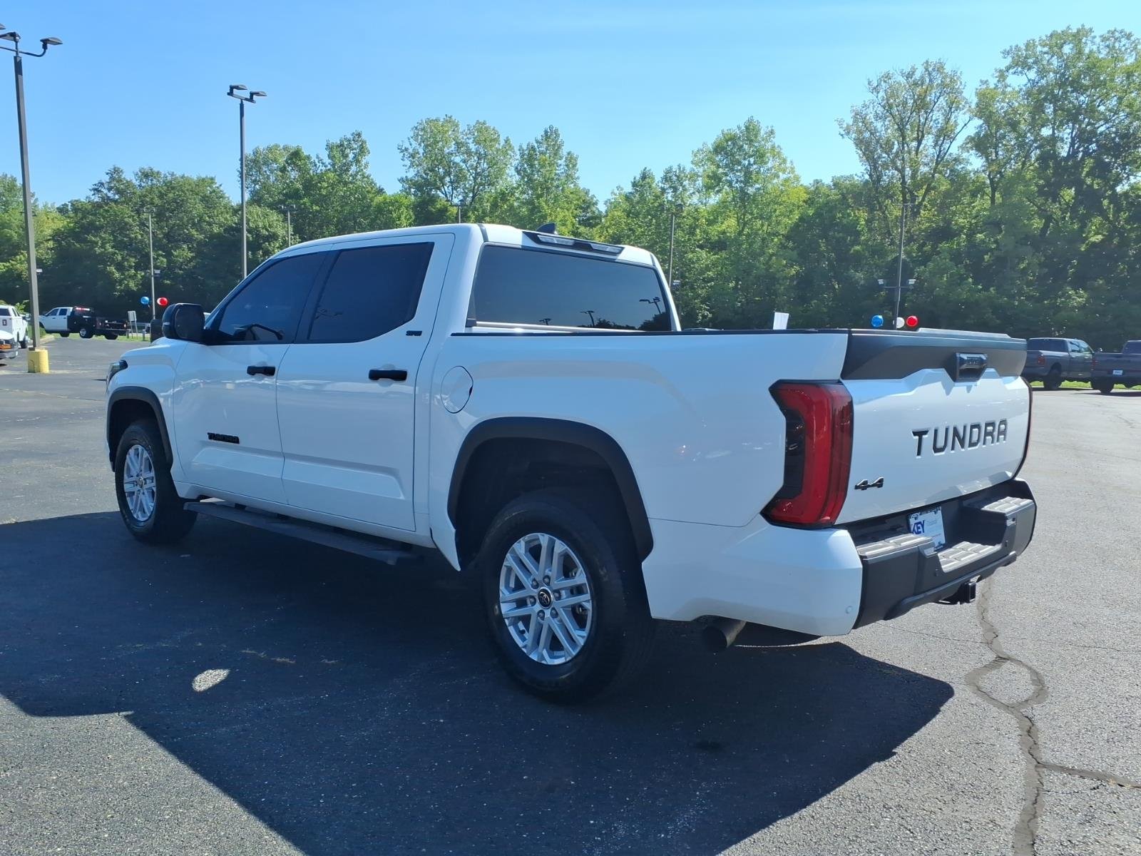 Used 2024 Ice Cap Toyota SR5 image 5