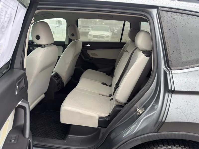 Used 2019 Gray Volkswagen 2.0T S image 32