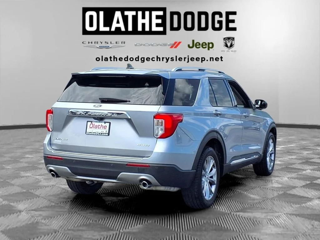 Certified Used 2022 Silver Ford Limited image 29