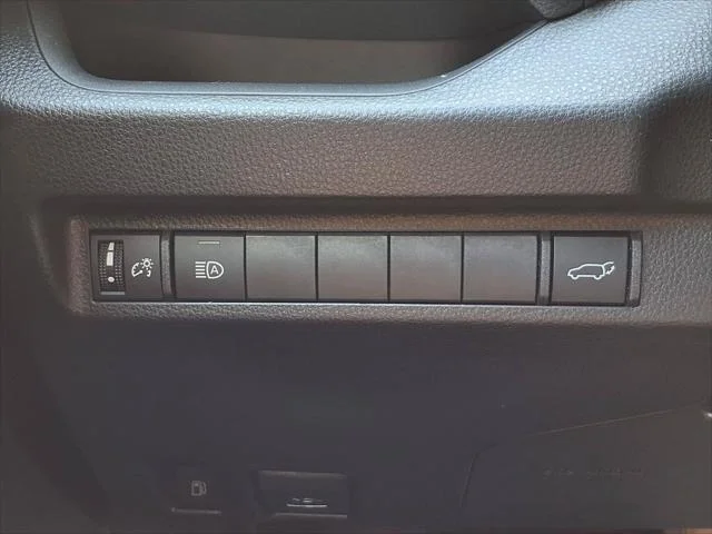 Certified Used 2025 Ice Toyota Hybrid XLE image 52