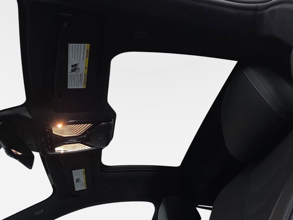 2026 BMW 8 Series M850i - Photo 29