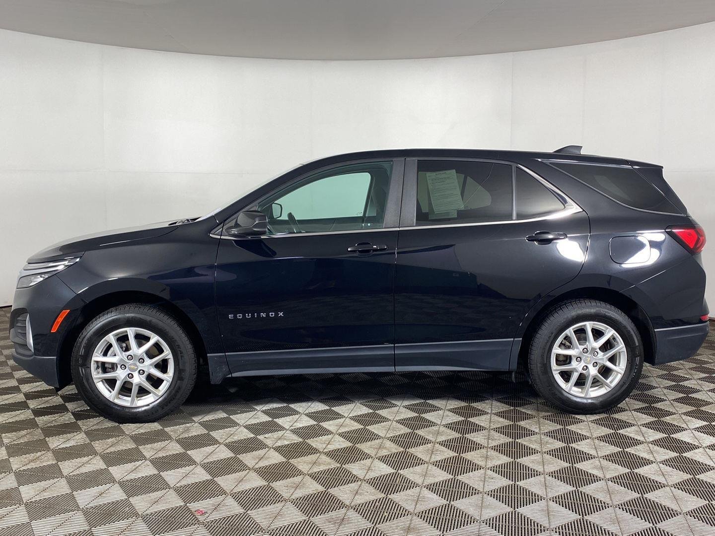 Used 2022 Mosaic Black Metallic Chevrolet LT image 27