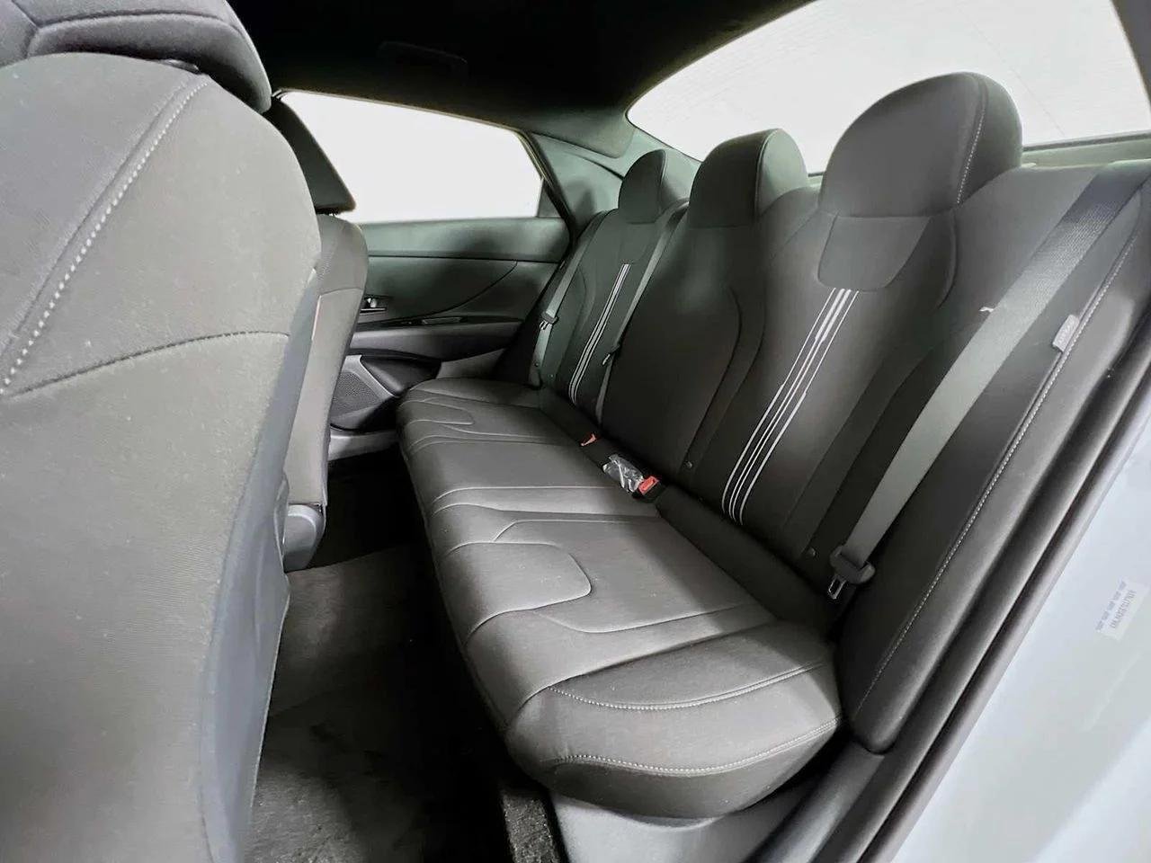 2026 Hyundai Elantra — photo 14