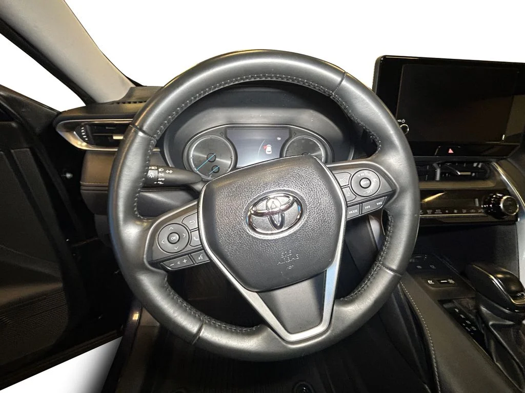 Used 2024 Blueprint Toyota LE image 12