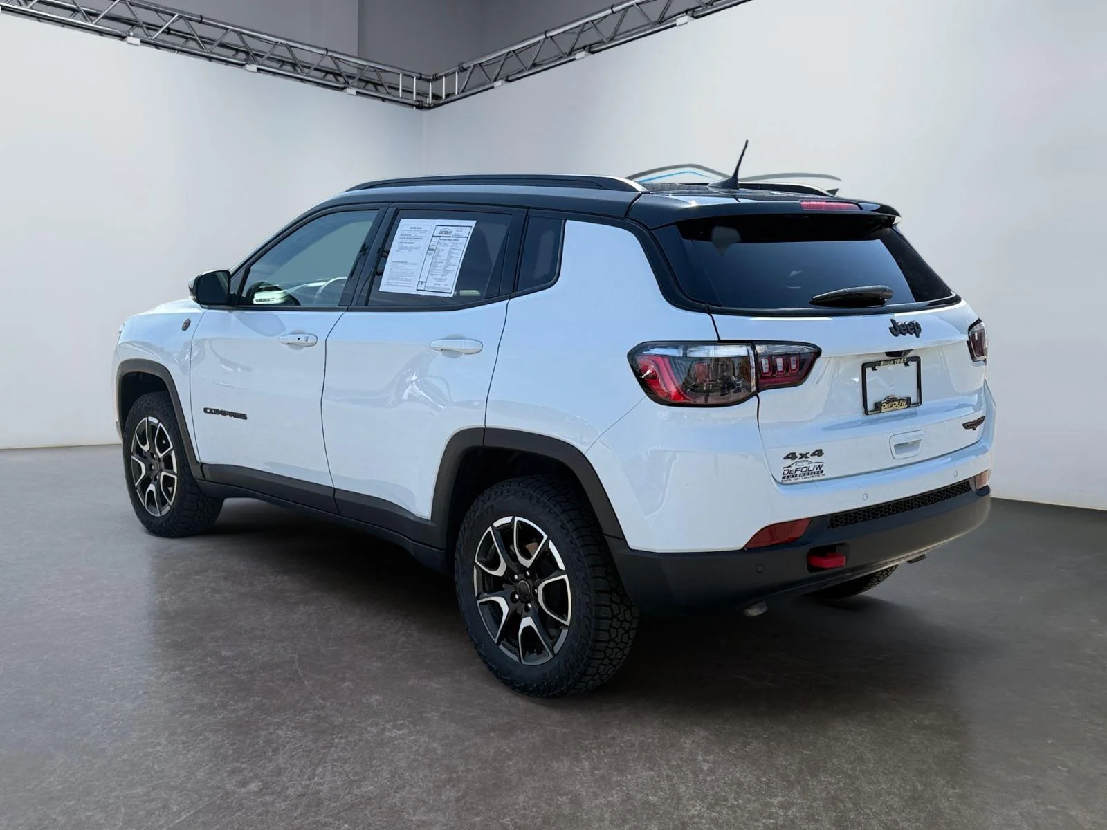 Used 2025 Bright White Clearcoat Jeep Trailhawk image 5