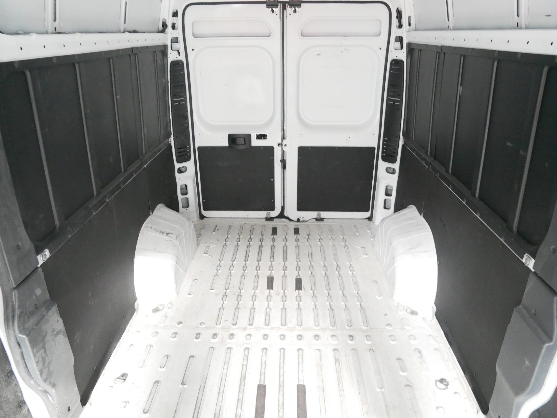 Used 2023 Bright White Clearcoat Ram  image 13