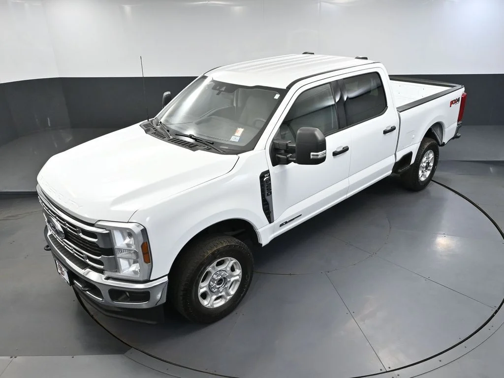 Certified Used 2025 White Ford XLT image 57