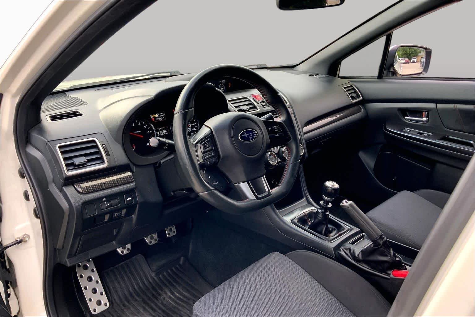 Used 2021 Crystal White Pearl Subaru  image 15