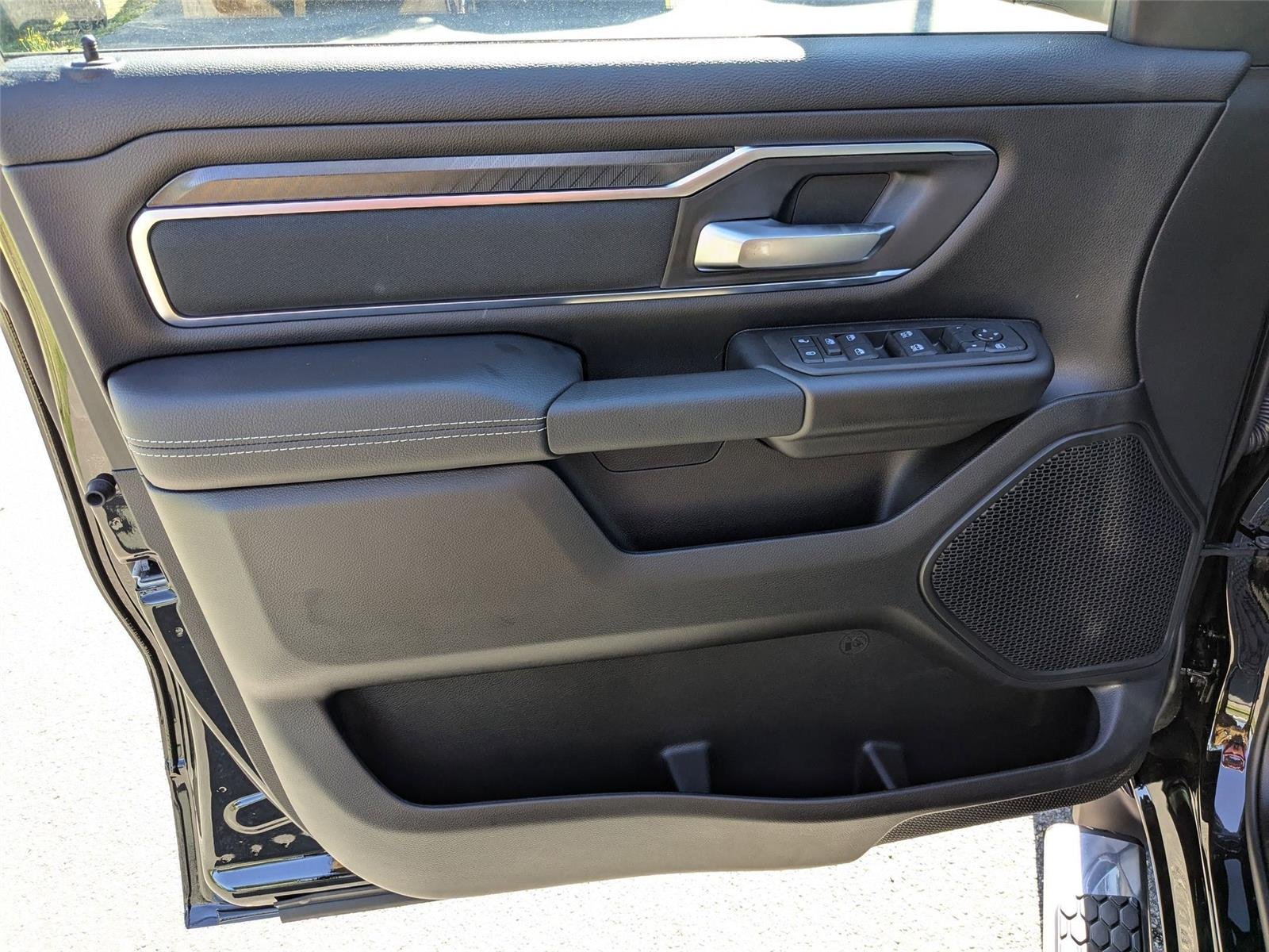 2025 RAM 1500 Big Horn/Lone Star - Photo 10