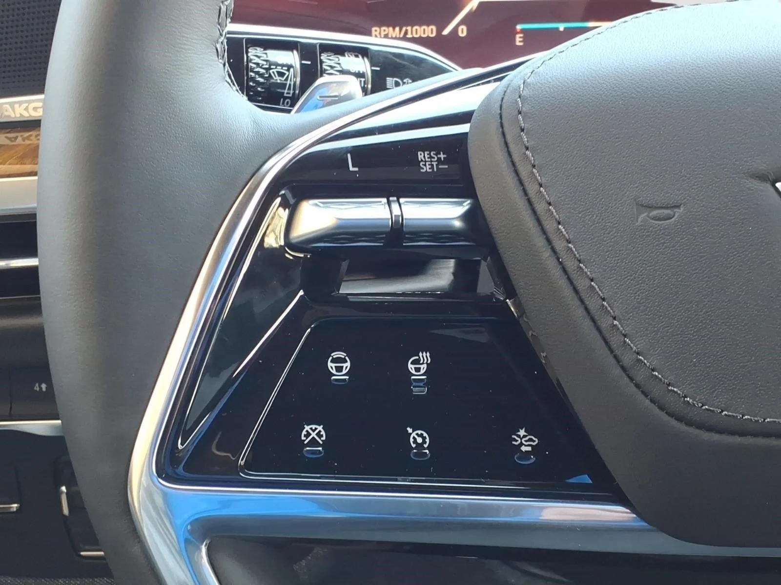 2026 Cadillac Escalade Platinum Luxury - Photo 72